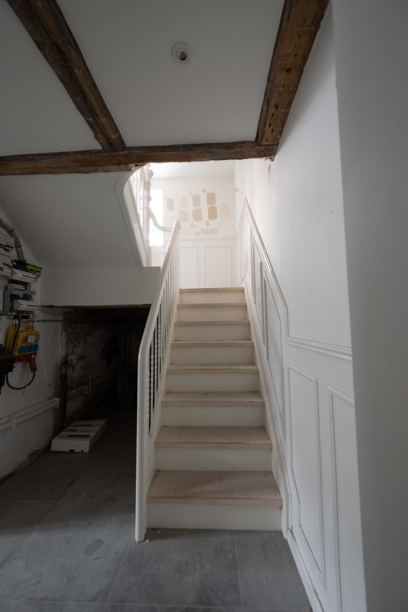 Trappe til kælderen før renovering